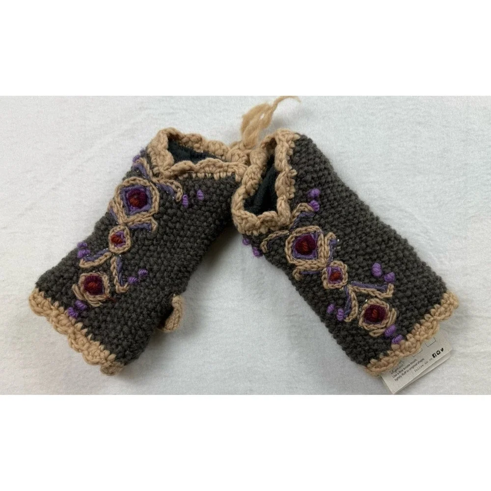 French Knot Fingerless Wool Gloves NWT Nepal Hand Knit